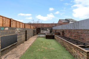 Photo 30- click for photo gallery